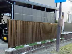 三協アルミのフェンス・柵 比美 1型　フリー支柱タイプ 施工例