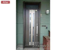LIXIL(リクシル)の玄関ドア リシェント玄関ドア3 断熱K2仕様 手動 片開き仕様(ランマ付き)L G77型 施工例