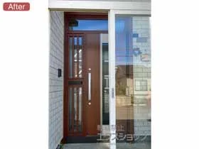 LIXIL リクシル(トステム)の玄関ドア リシェント玄関ドア3 断熱K2仕様 手動 片袖飾り仕様(ランマ付)R M77型 施工例