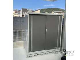 イナバの物置・収納・屋外倉庫 シンプリー 一般型（ MJX-159D-P-PG） 施工例