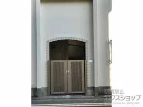 LIXIL リクシル(TOEX)の門扉 開き門扉AB TR1型 両開き　柱使用 施工例