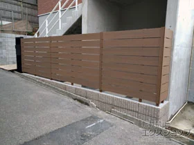 グローベンのフェンス・柵 プラド/oneフェンス ジョイントあり仕様 板7段 隙間10mm 施工例