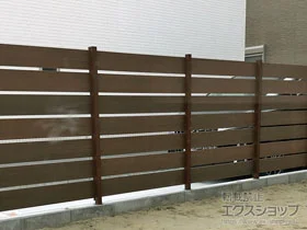 グローベンのフェンス・柵 プラド/one ジョイントあり仕様 板隙間20mm　板材7段 施工例