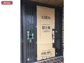 LIXIL リクシル(トステム)の玄関ドア リシェント玄関ドア3 アルミ仕様 両袖飾り仕様(ランマ無)L C12N型 ※手動仕様 施工例