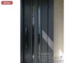 LIXIL リクシル(トステム)の玄関ドア リシェント玄関ドア3 断熱K4仕様 片開き仕様(ランマ無)R G15型 ※手動仕様 施工例