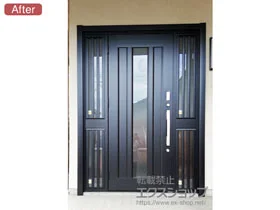 LIXIL リクシル(トステム)の玄関ドア リシェント玄関ドア3 アルミ仕様 両袖飾り仕様(ランマ無)R C12N型 ※タッチキー仕様(リモコンタイプ) 施工例