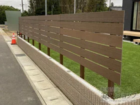 グローベンのフェンス・柵 プラドone ジョイントなし仕様 板7段H1200 　隙間10mm 施工例