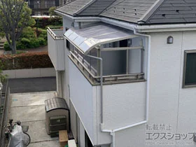YKKAPのバルコニー屋根 ソラリア R型 屋根タイプ 単体 積雪〜20cm対応＋前面パネル*1段 施工例