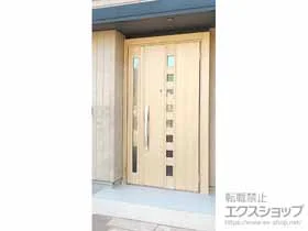 LIXIL リクシル(トステム)の玄関ドア リシェント玄関ドア3 断熱K4仕様 親子仕様(ランマ無) 施工例