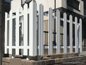 三協アルミのフェンス・柵 ララミー 1型 フリー支柱タイプ 施工例