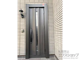 LIXIL リクシル(トステム)の玄関ドア リシェント玄関ドア3 断熱K4仕様 片開き仕様(ランマ無)R G12型 ※手動仕様 施工例