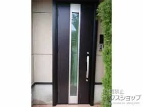 LIXIL リクシル(トステム)の玄関ドア リシェント玄関ドア3防火戸 断熱K4仕様 片開き仕様(ランマ無)L M77型 施工例