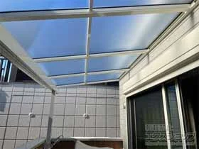 YKKAPのバルコニー屋根 ソラリア F型 屋根タイプ 単体 積雪〜20cm対応 施工例