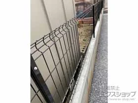 YKKAPのフェンス・柵 【02】イーネットフェンス 3F型 自由柱施工 施工例