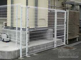 積水樹脂(セキスイ)のフェンス・柵 メッシュフェンスG10 自由柱施工 施工例