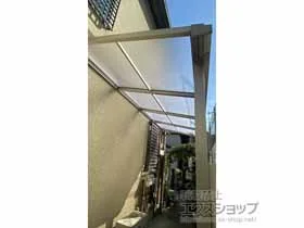 YKKAPのテラス屋根 ソラリア F型 テラスタイプ 単体 積雪〜20cm対応 施工例