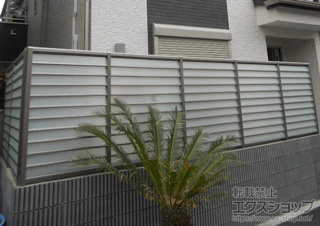 東京都横浜市のYKKAPのフェンス・柵 サニーブリーズフェンスS型 間仕切りタイプ 施工例