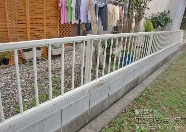 神奈川県相模原市のYKKAPのフェンス・柵 レスティナフェンス21型 自由柱施工 施工例
