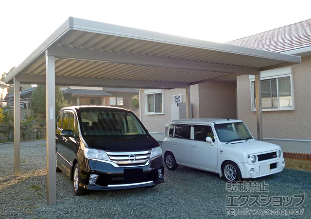 熊本県熊本市のLIXIL リクシル（トステム）のカーポート テリオスポートIII 900 2台用 角柱4本 積雪〜30cm対応 施工例