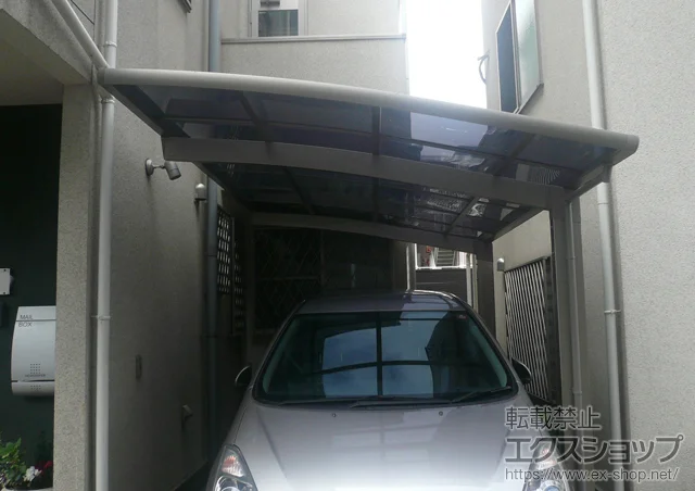 東京都浜松市のLIXIL リクシル（トステム）のカーポート カーブポートシグマIII 積雪〜30cm対応 施工例