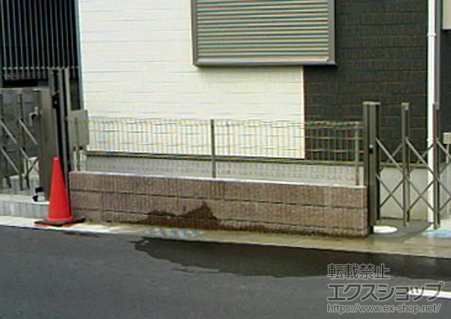 神奈川県京都市のLIXIL リクシル(TOEX)のフェンス・柵 ハイグリッドフェンスUF8型 フリーポールタイプ 施工例