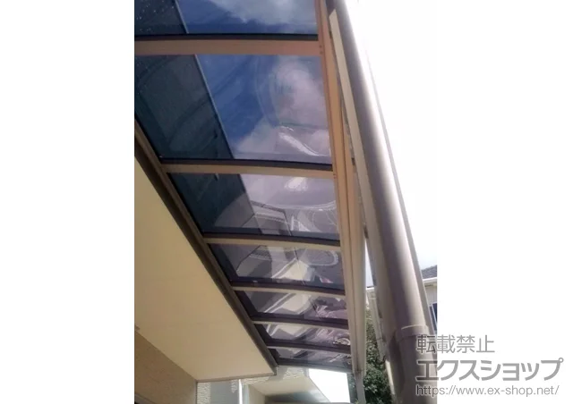 福岡県岩出市のLIXIL リクシル（トステム）のテラス屋根 パワーアルファ L型 テラスタイプ 積雪〜30?対応 施工例