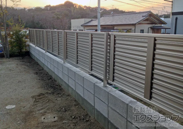 福岡県行方市の積水樹脂(セキスイ)のフェンス・柵 レスティナフェンス5型 自由柱タイプ 施工例