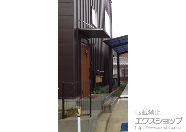 愛媛県新潟市西区のYKKAPのフェンス・柵 イーネットフェンス2M型 間仕切柱 施工例
