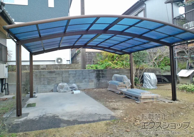 愛知県つくば市のYKKAPのカーポート レイナツインポートグラン　積雪〜20cm対応+屋根ふき材補強部品 2セット 施工例