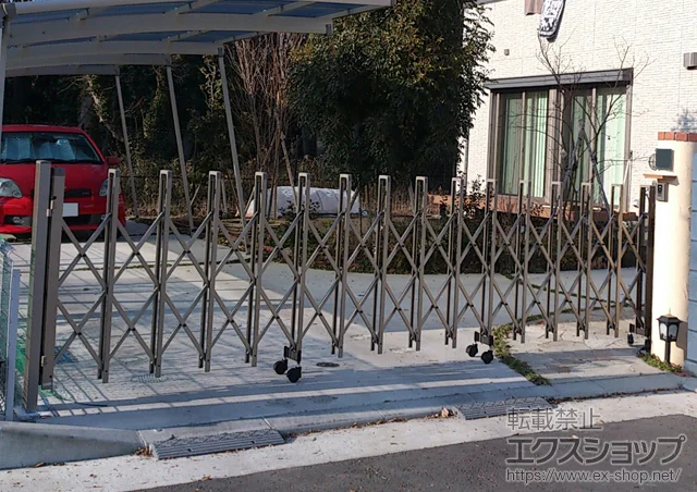 茨城県尾道市ののフェンス・柵、カーゲート トリップゲート RB型 ノンレール 片開き 44S 施工例