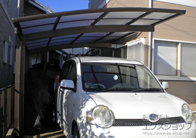 神奈川県綾瀬市のValue Selectのカーポート プレシオスポート 積雪〜20cm対応 施工例