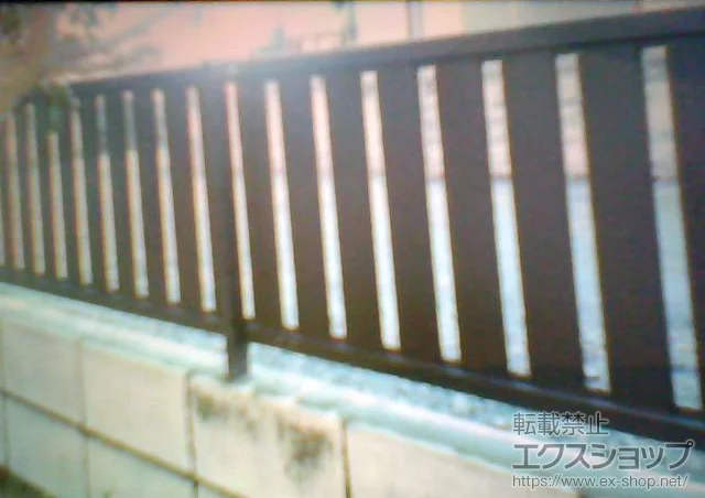 千葉県津市の積水樹脂(セキスイ)のフェンス・柵 ハイミレーヌR4型フェンス　フリーポールタイプ 施工例