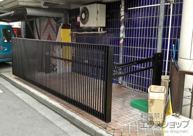 宮城県姫路市のLIXIL リクシル(TOEX)のカーゲート ワイドオーバードアS2型 手動タイプ 施工例