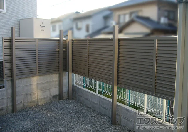 京都府富山市のYKKAPのフェンス・柵 プリレオR9型フェンス フリーポールタイプ 施工例