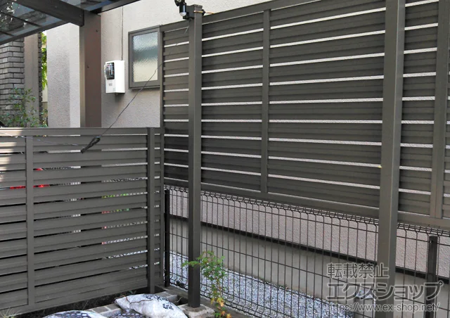 東京都大和市のLIXIL リクシル(TOEX)のフェンス・柵 セレビューフェンスR3型 2段柱(控え柱なし・60角) 施工例