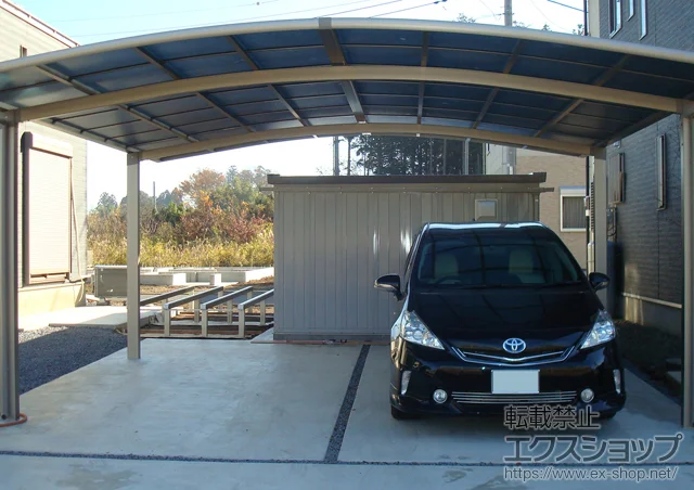 茨城県水戸市のLIXIL リクシル(トステム)のカーポート カーブポートシグマIII ワイド 積雪〜20cm対応 施工例