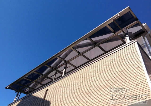東京都大和高田市のYKKAPのカーポート パワーアルファ L型 屋根タイプ 連棟 積雪〜30cm対応 施工例