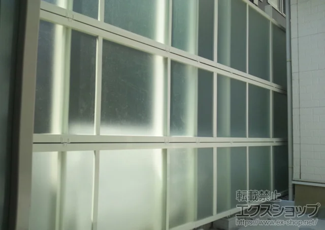 千葉県鎌ケ谷市のLIXIL リクシル(TOEX)のフェンス・柵 シャレオRP型フェンス 多段柱施工 施工例