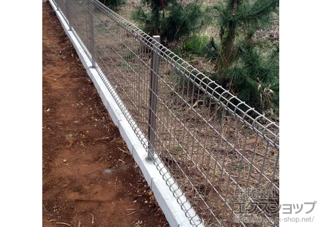 千葉県足立区のYKKAPのフェンス・柵 ハイグリッドフェンスN8型 フリーポールタイプ 施工例