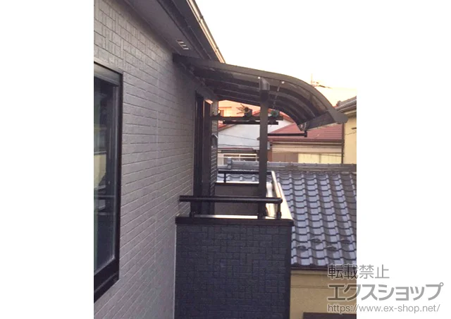 東京都葛飾区のLIXIL リクシル(トステム)のテラス屋根、バルコニー・ベランダ屋根、物置・収納・屋外倉庫、カーポート ライザーテラスII R型 屋根タイプ 単体 積雪〜20cm対応 施工例