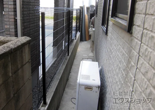愛知県名古屋市のYKKAPのフェンス・柵 イーネットフェンス2F型 自由柱タイプ 施工例