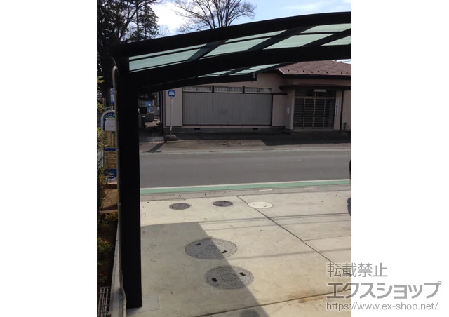 埼玉県芳賀郡芳賀町のLIXIL(リクシル)のカーポート レイナポートグラン　積雪〜20cm対応 施工例
