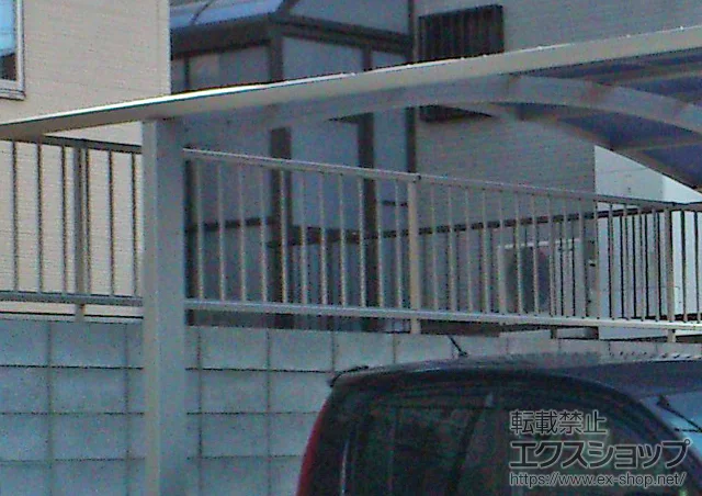三重県新潟市西区のYKKAPのフェンス・柵 レスティナフェンス21型　自由柱 施工例