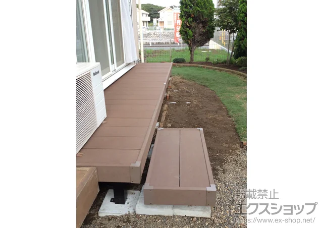 千葉県富津市のYKKAPのウッドデッキ リウッドデッキ 200+独立式リウッドステップ2型 施工例