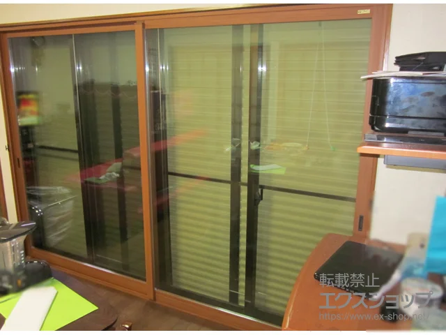 富山県富山市のLIXIL リクシル(トステム)の二重窓（内窓）、玄関ドア インプラス ダストバリア仕様 引違い窓 2枚建 施工例