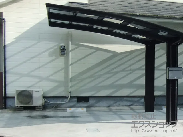 鹿児島県霧島市のYKKAPのカーゲート、カーポート レイナポートグラン　積雪〜20cm対応 施工例