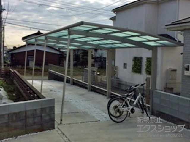 埼玉県戸田市のYKKAPのカーポート レイナポートグラン 縦連棟　積雪〜20cm対応 施工例