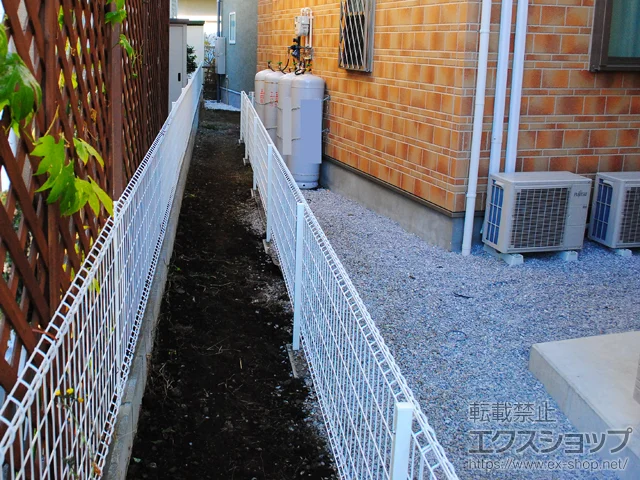 神奈川県葛飾区のValue Selectのフェンス・柵 ハイグリッドフェンスUF8型 フリーポールタイプ 施工例