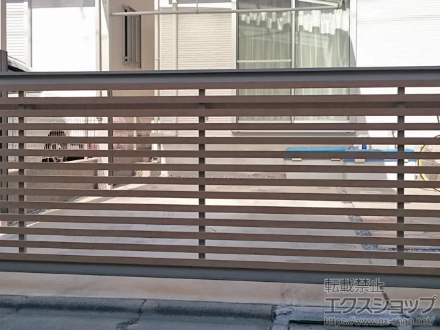 東京都江南市のLIXIL リクシル(TOEX)のカーゲート ワイドオーバードアS3型 マテリアルカラー 手動式 施工例