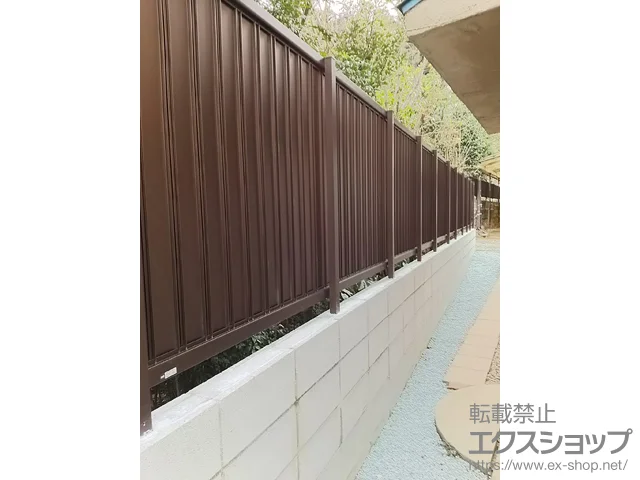 宮城県仙台市のYKKAPのフェンス・柵 レスティナフェンス8型 自由柱 施工例